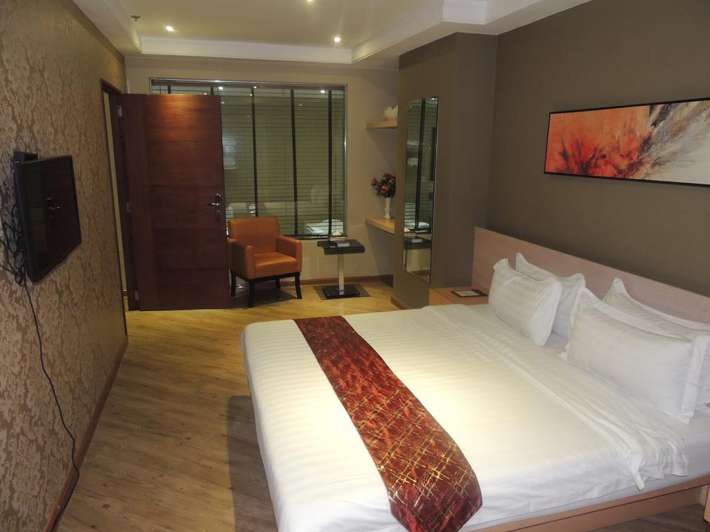 Dela Chambre Hotel Manila Eksteriør billede