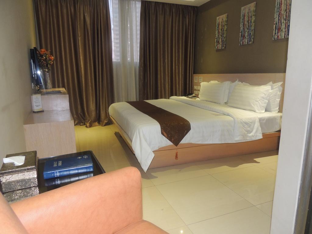 Dela Chambre Hotel Manila Eksteriør billede